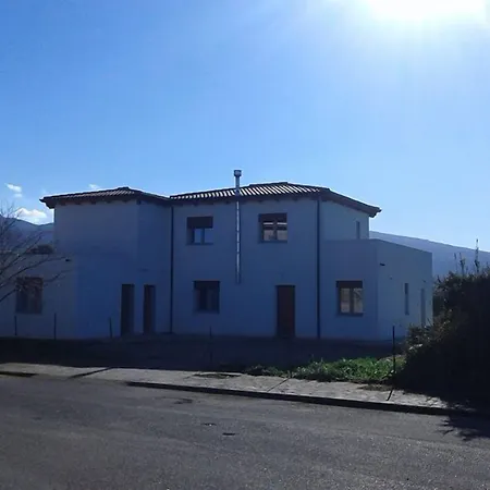 Alma 15 Minuti Da Bosa E Comodo Parcheggio B&B 세나리올로