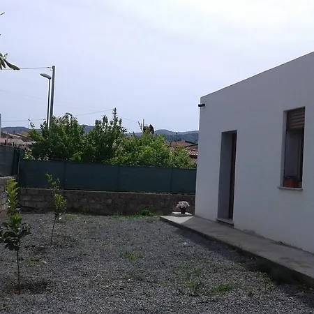 Alma 15 Minuti Da Bosa E Comodo Parcheggio Panzió 3*