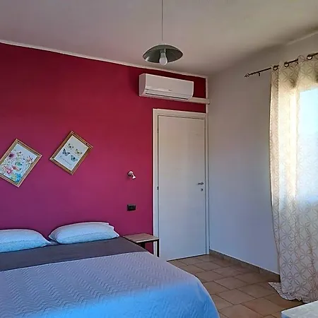 Bed & Breakfast Alma 15 Minuti Da Bosa Sennariolo