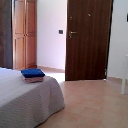 Bed & Breakfast Alma 15 Minuti Da Bosa Sennariolo
