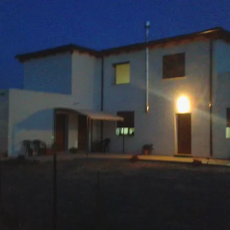 Alma Bed Bed & Breakfast Sennariolo